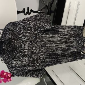 DEB XL turtle neck pullover black/white